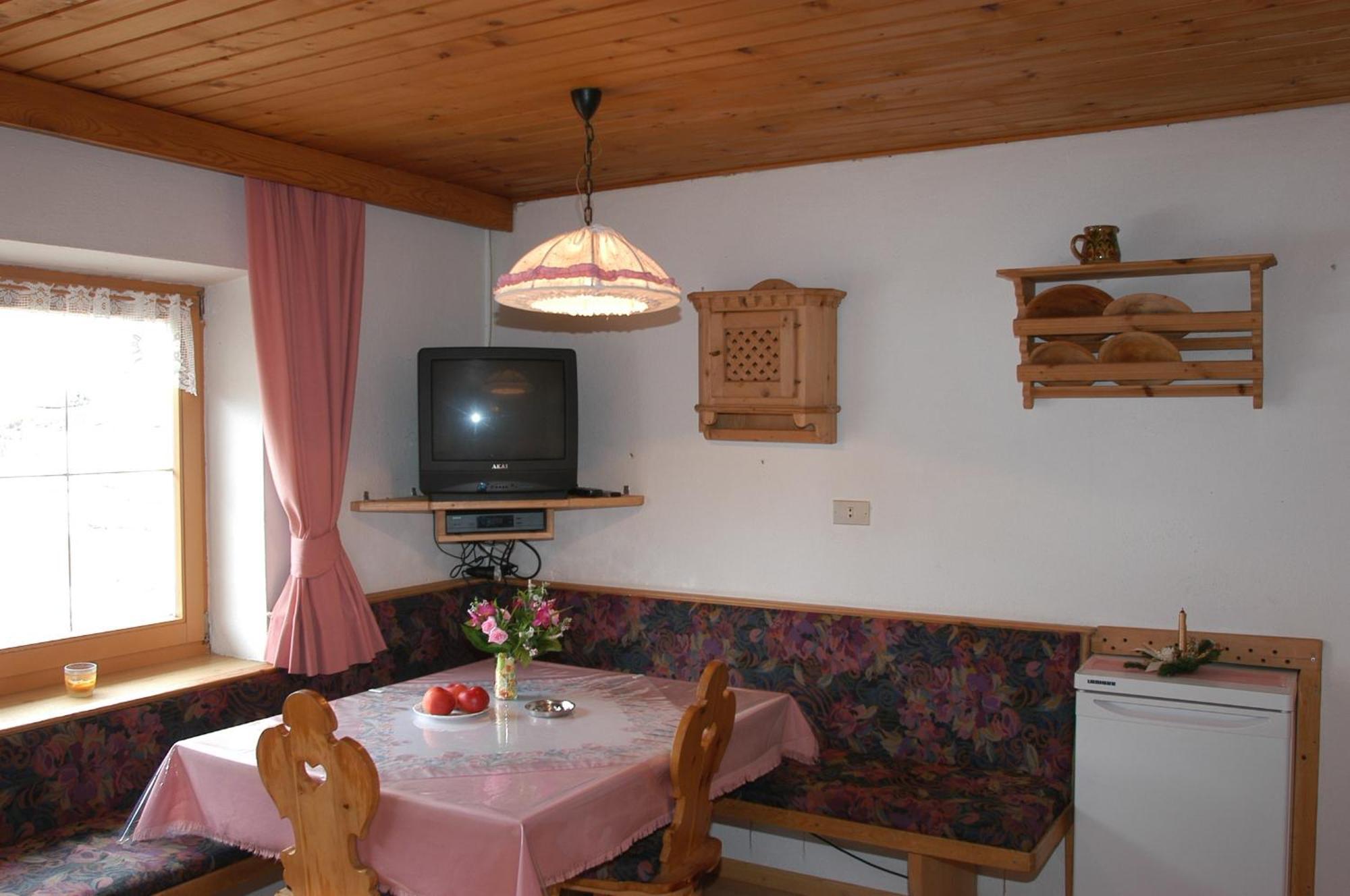Oberschoellberghof Lutago Room photo